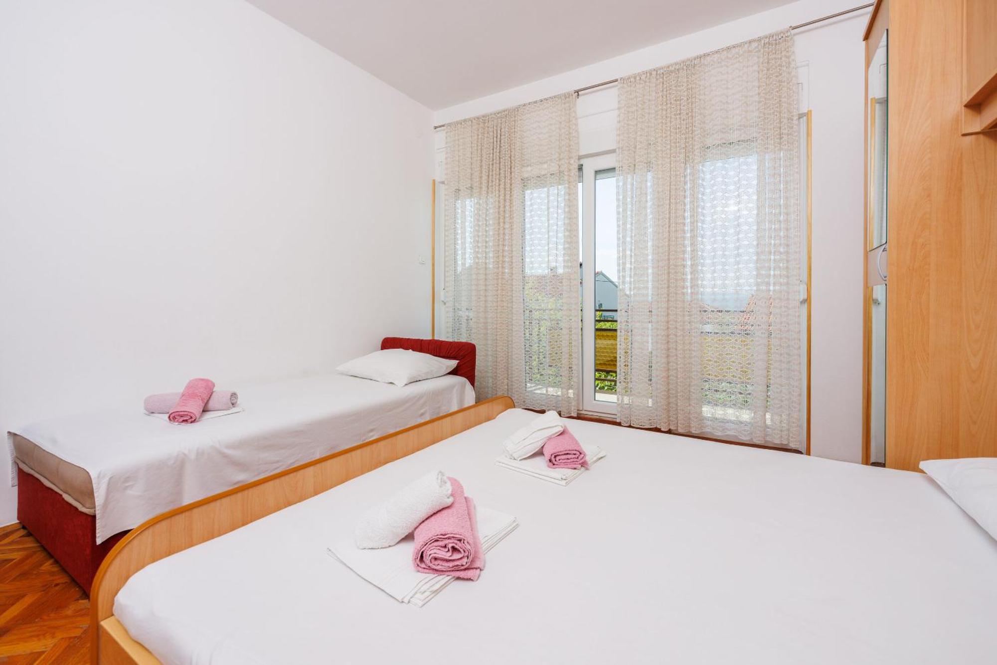 Apartments Davorka Цриквениця Екстер'єр фото